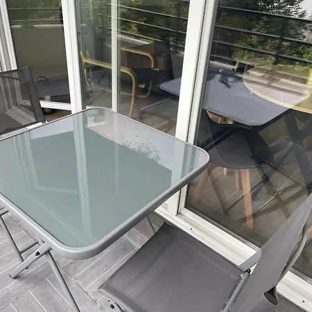 Apartment Deux Pieces Avec Balcon